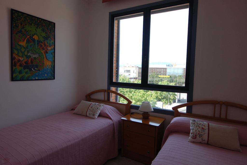 Lets Holidays Apartment Sea Views In Barcelona Room photo
